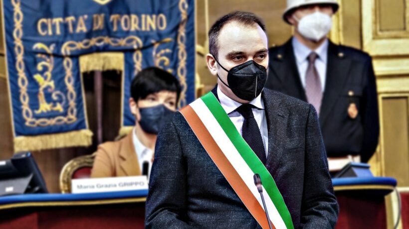 Asse dei sindaci dem per alzare le tasse. E Franco fa da sponda