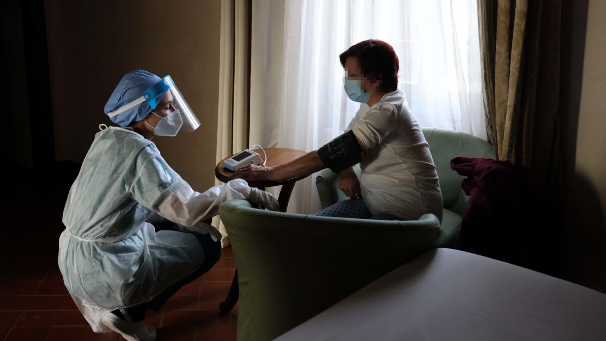 Via libera alle cure anti Covid a casa. Ma il metodo Speranza non funziona