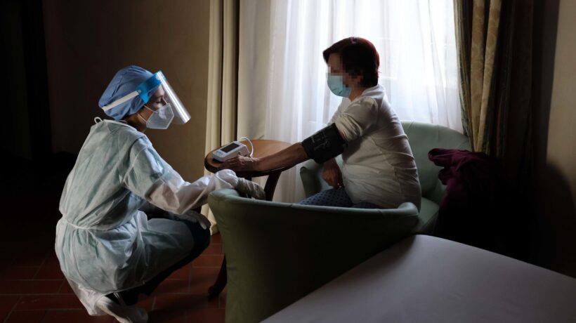 Via libera alle cure anti Covid a casa. Ma il metodo Speranza non funziona