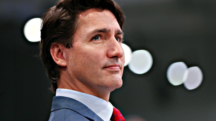 Trudeau minaccia i manifestanti. «Via lavoro e libertà di viaggiare»