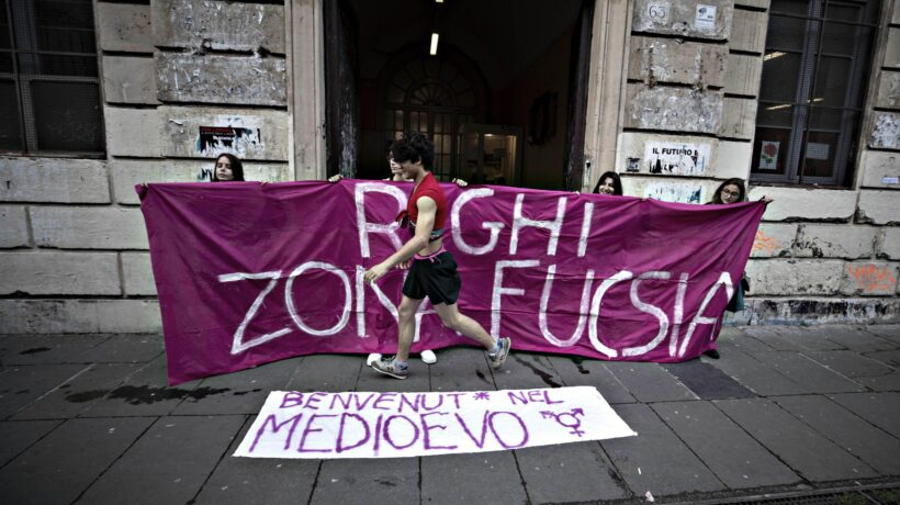 Subite di tutto e protestate per l’ombelico?