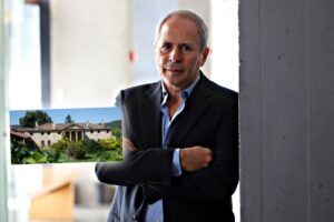 Crisanti compra la villa da 2 milioni. «Ma non sono ricco grazie al Covid»