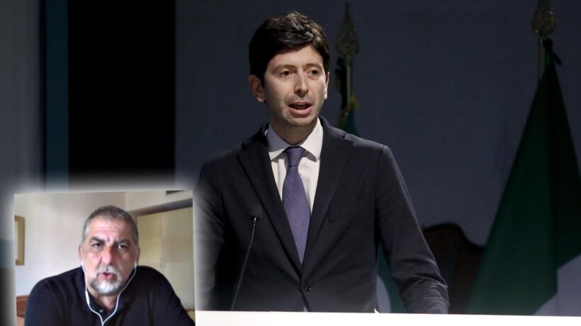 Il medico sbirro innamorato della mascherina