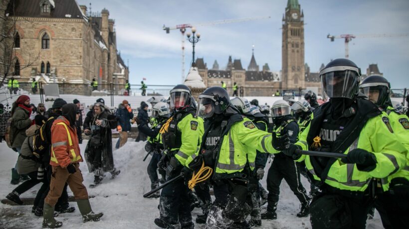 La polizia di Trudeau minaccia i negozianti che vendono cibo ai camionisti ribelli