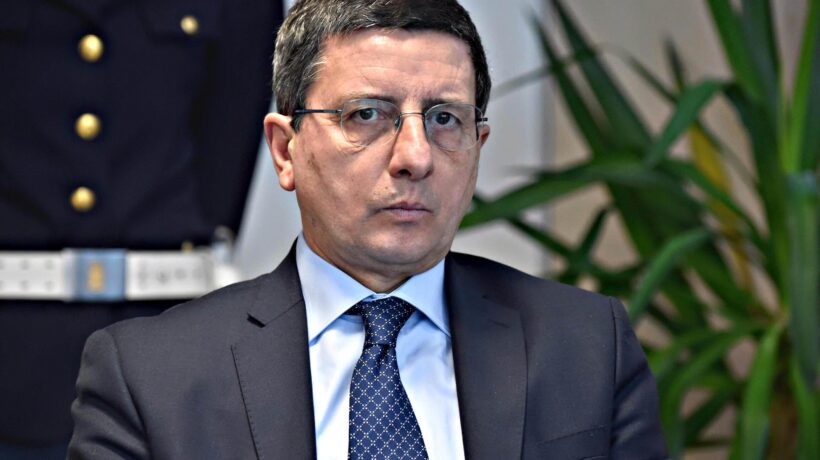 Creazzo se ne va, Renzi non canta vittoria