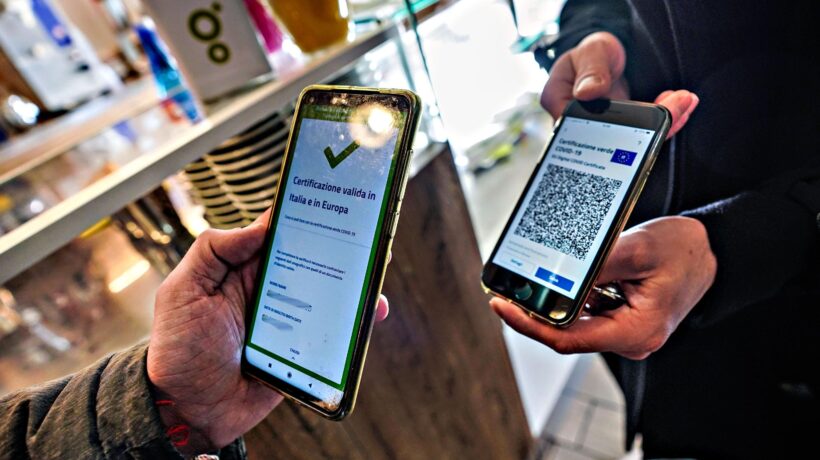 Le restrizioni folli del green pass sopravvivono