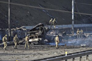 Le forze russe alle porte di Kiev. Per Mosca c’è l’incubo guerriglia