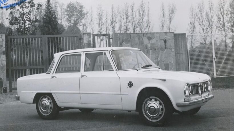 Una 1600 TI Super (Centro Documentazione Alfa Romeo-Arese)