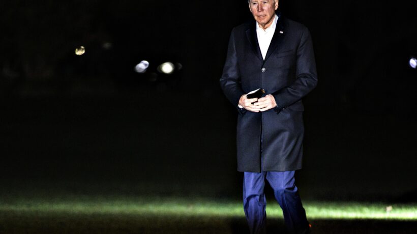 Per gli americani Biden è inadeguato. Il presidente ha bisogno di badanti