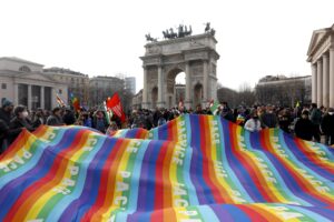 Fragili e smidollati, hanno subappaltato la lotta alla paura