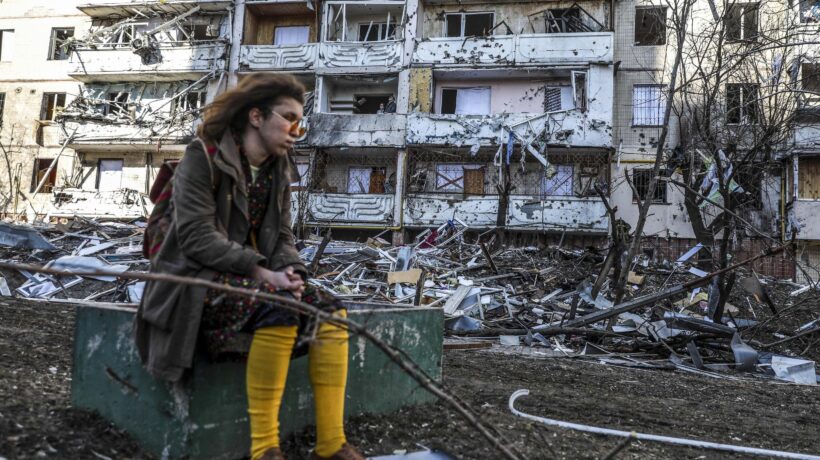 «Guerini un falco». «E Putin un animale». La caduta libera dell’ipocrisia italiana