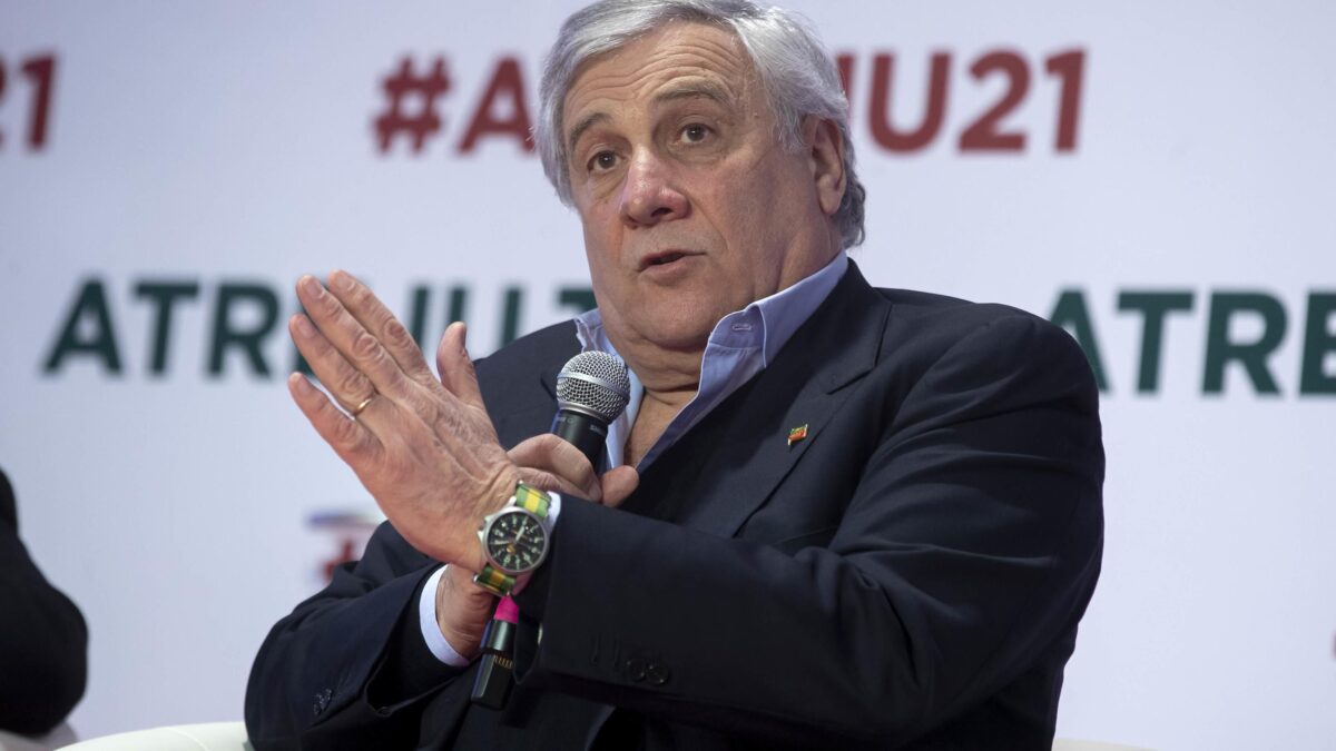 «Piano con l’ingresso dell’Ucraina in Europa. E niente no fly zone»