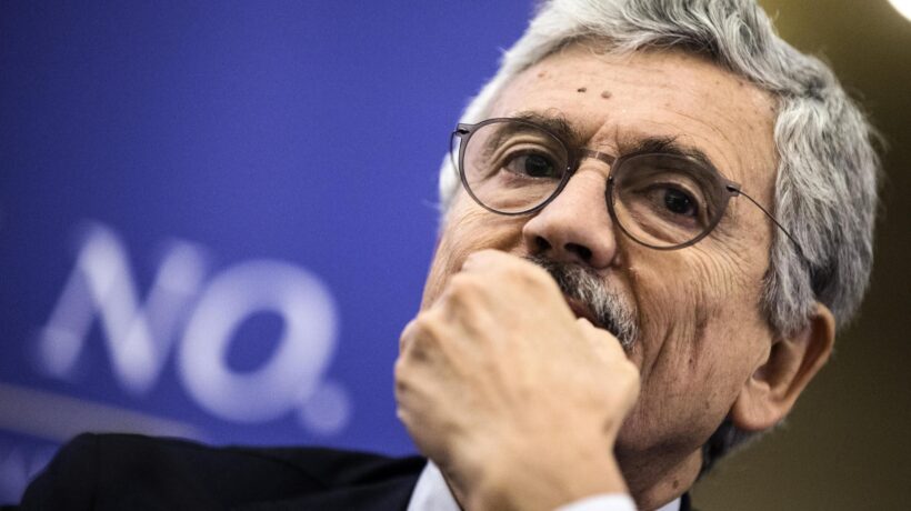 Denunciati in Procura i due broker della vendita di armi di D’Alema