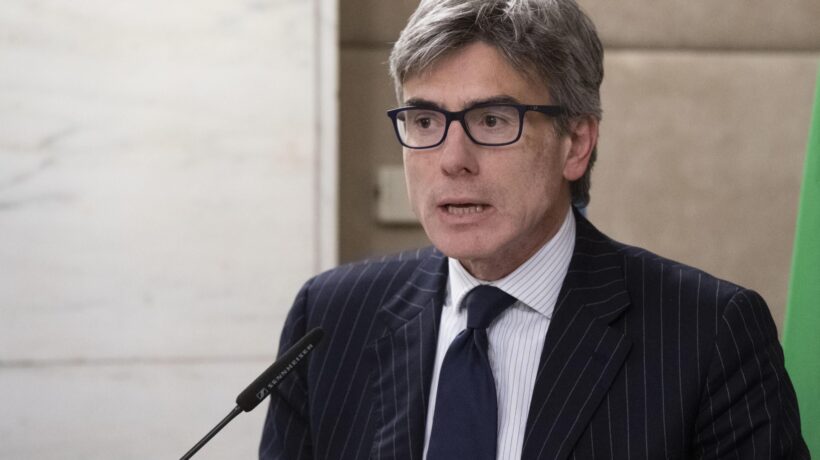 La vendita di Sace vale mezza Aspi. Semaforo verde ai prestiti di Stato
