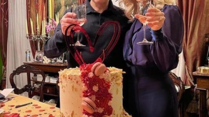 Silvio incorona Marta nuova reginetta di Fi