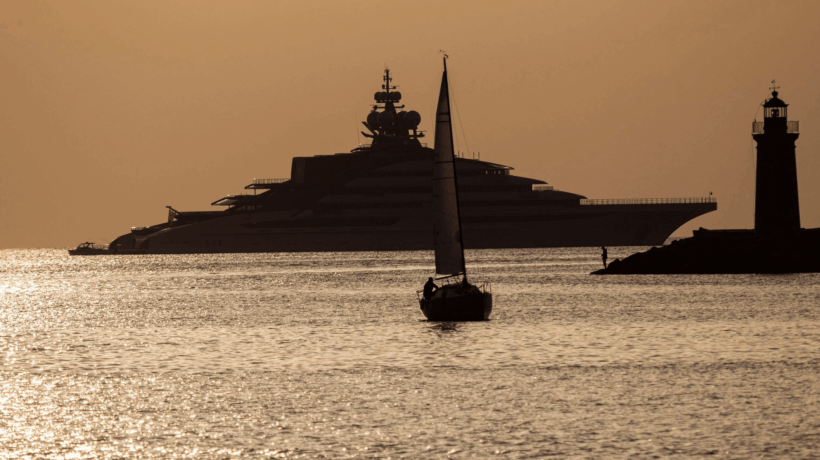 Lo Stato paga per gli yacht degli oligarchi
