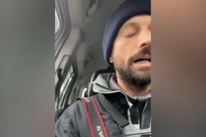 Reportage da Kiev. Le immagini della torre della televisione colpita dai missili