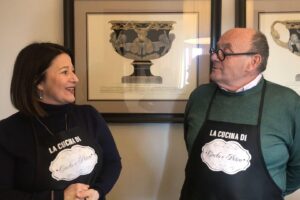 Le pillole di galateo di Petra e Carlo: come servire i liquori