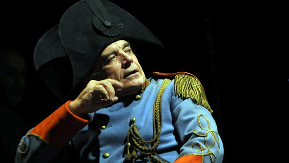 Franco Branciaroli: «Quella voglia matta di raccontare un sexy pancione»