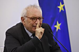 Ai rifugiati va garantita l’istruzione ma il Miur stanzia appena 1 milione