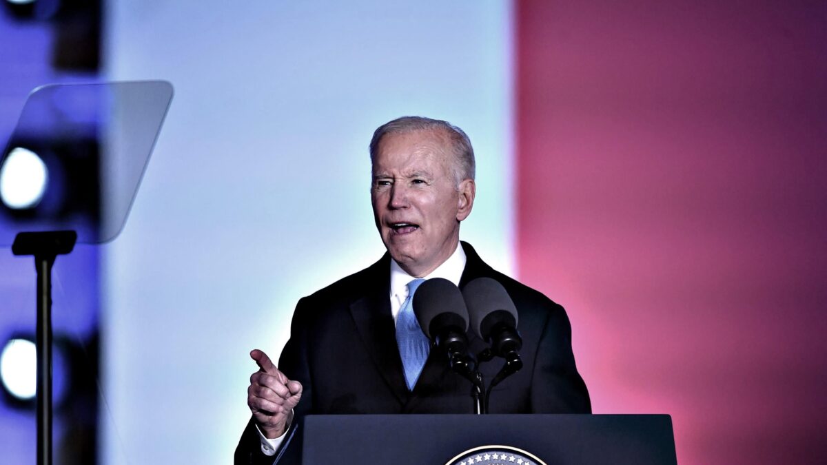 Le gaffe incendiarie di Biden fanno solo il gioco di Putin e pure gli Usa si preoccupano