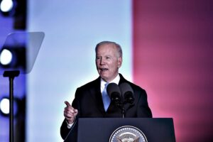 Le gaffe incendiarie di Biden fanno solo il gioco di Putin e pure gli Usa si preoccupano