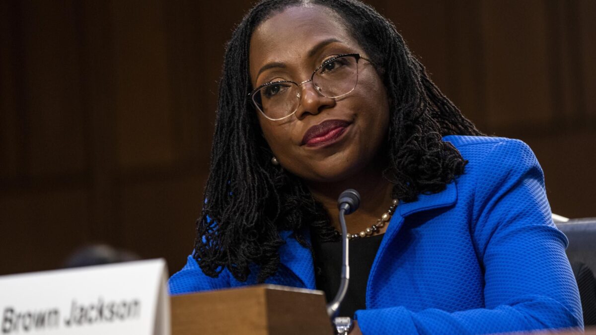 «Cos’è una donna? Non sono biologa». Chi è la toga preferita dai dem Usa