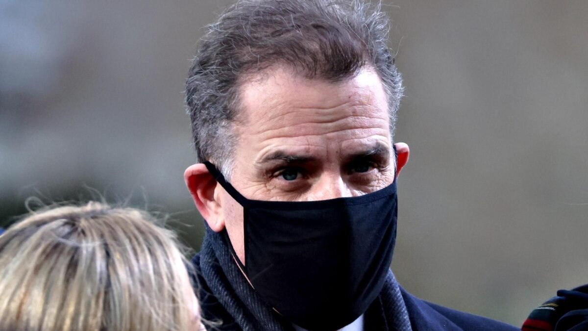 Sul figlio di Biden piovono altre accuse: «Prese 4,8 milioni da un colosso cinese»