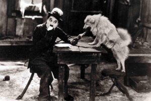 Effemeridi: dall’assalto all’«Avanti!» alla nascita di Charlie Chaplin