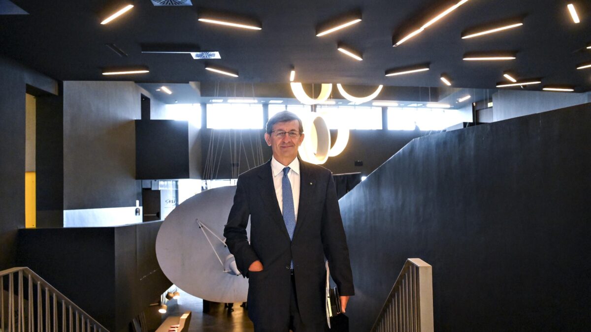 Colao spieghi i piani di Tim Brasile