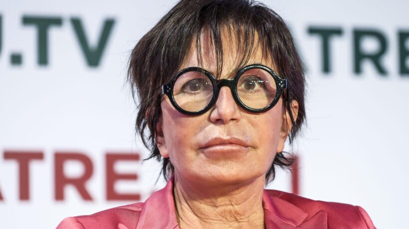 «Buttiamo via le mascherine. Con Omicron non servono più»