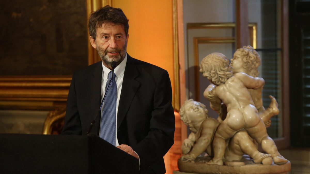 Il Pd piazza pedine e si pappa la Rai mentre arriva il bavaglio per i talk