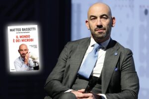 I virologi si buttano sull’editoria per provare a riscrivere la storia