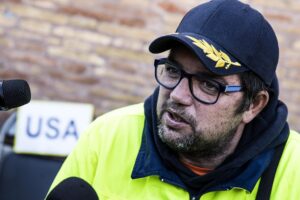 Licenziato Puzzer, leader dei no pass. «Una ritorsione, colpito un simbolo»