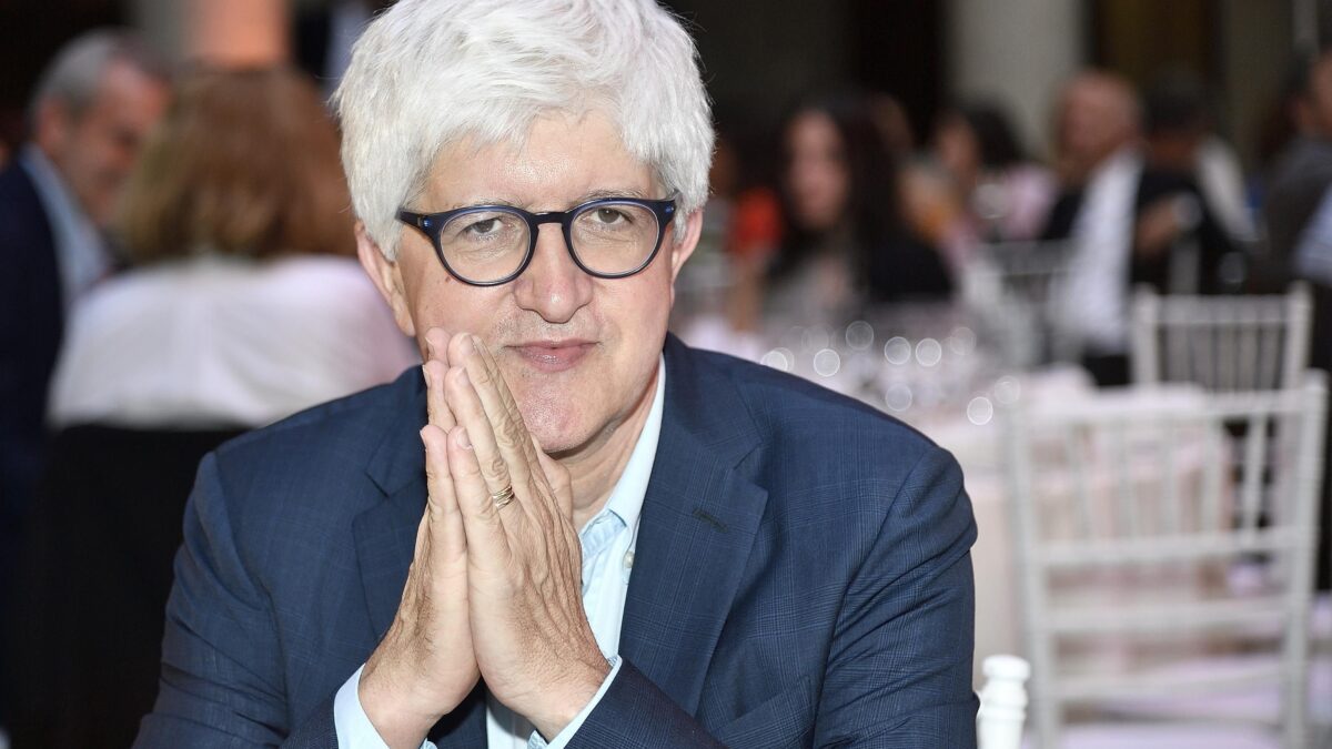 Dopo le bufale, i media fanno pure la morale