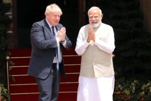 Londra cerca di sganciare Nuova Delhi da Mosca