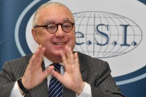 Via le virostar, ecco le geopopstar. Storia e teorici della geopolitica