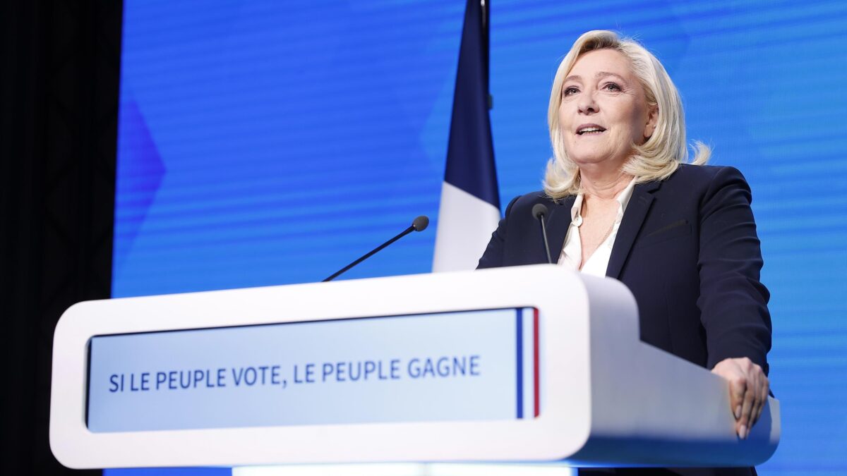 Ballottaggio tra Macron e Le Pen. La Francia accarezza il cambiamento