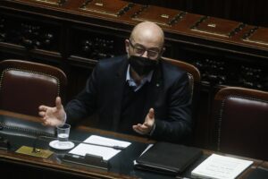 I «migliori» ci lasciano in mutande