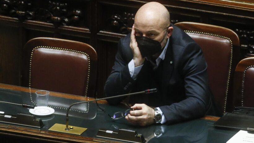 Al ministero di Cingolani chi comanda per davvero sono gli ecologisti rossi