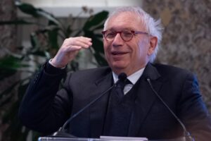 La vergogna dei professori rinchiusi nello sgabuzzino