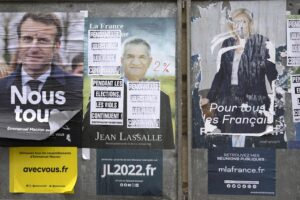 L’islam radicale spaventa la Francia che oggi sceglie tra Macron e Le Pen