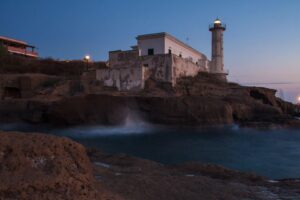 In viaggio tra le oltre 800 isole minori
