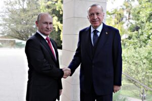 Mentre il negoziato va a passo lento la Russia consolida l’asse con l’India
