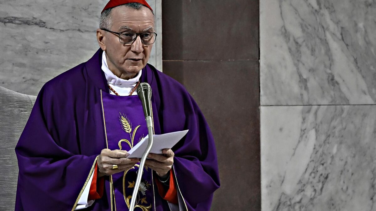 La linea vaticana: «Inviare armi? Terribile»