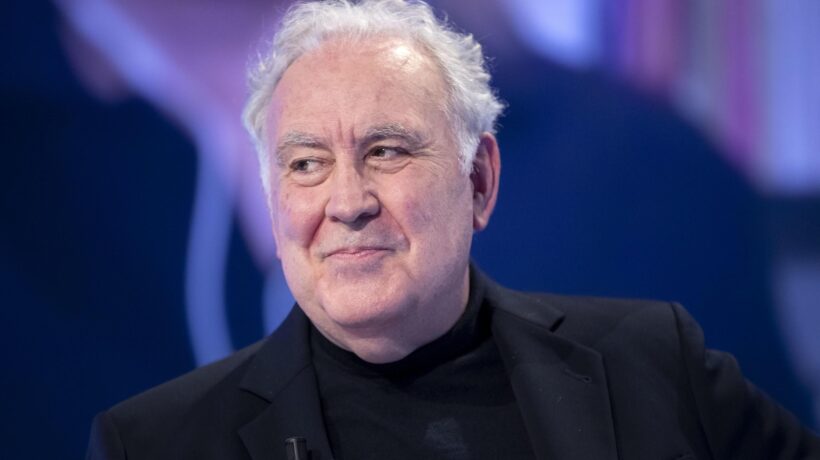 Michele Santoro: «Pd indifferente ai poveri, meglio la destra»