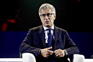 Il rischioso gioco di Crédit Agricole. Socio e controparte di Banco Bpm