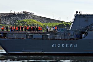 Giallo sulle vittime dell’incrociatore. A bordo del Moskva 485 persone