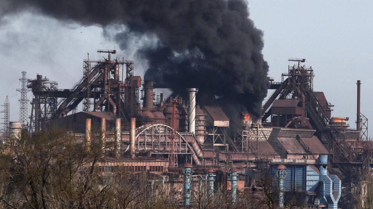 Kiev tenta l’evacuazione dell’acciaieria