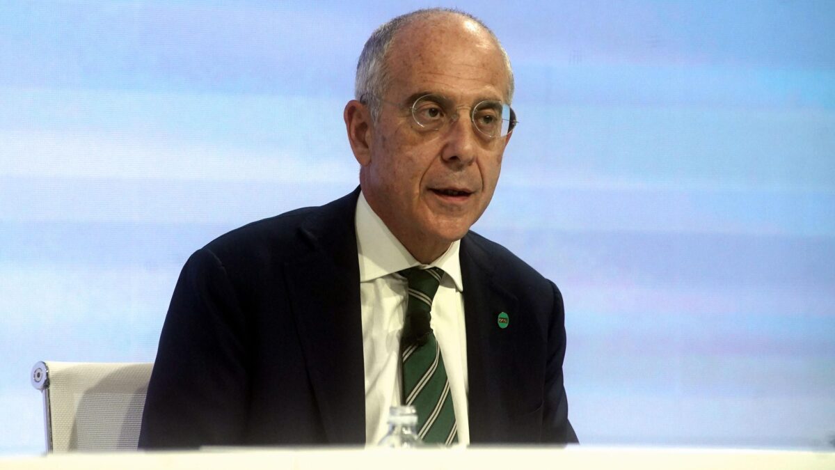 Eni ed Enel gettano acqua sul fuoco  Impatto minimo dalle imposte del governo